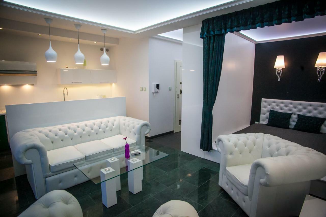 Royal Apartment In City Centre ซูวาว์กี ภายนอก รูปภาพ