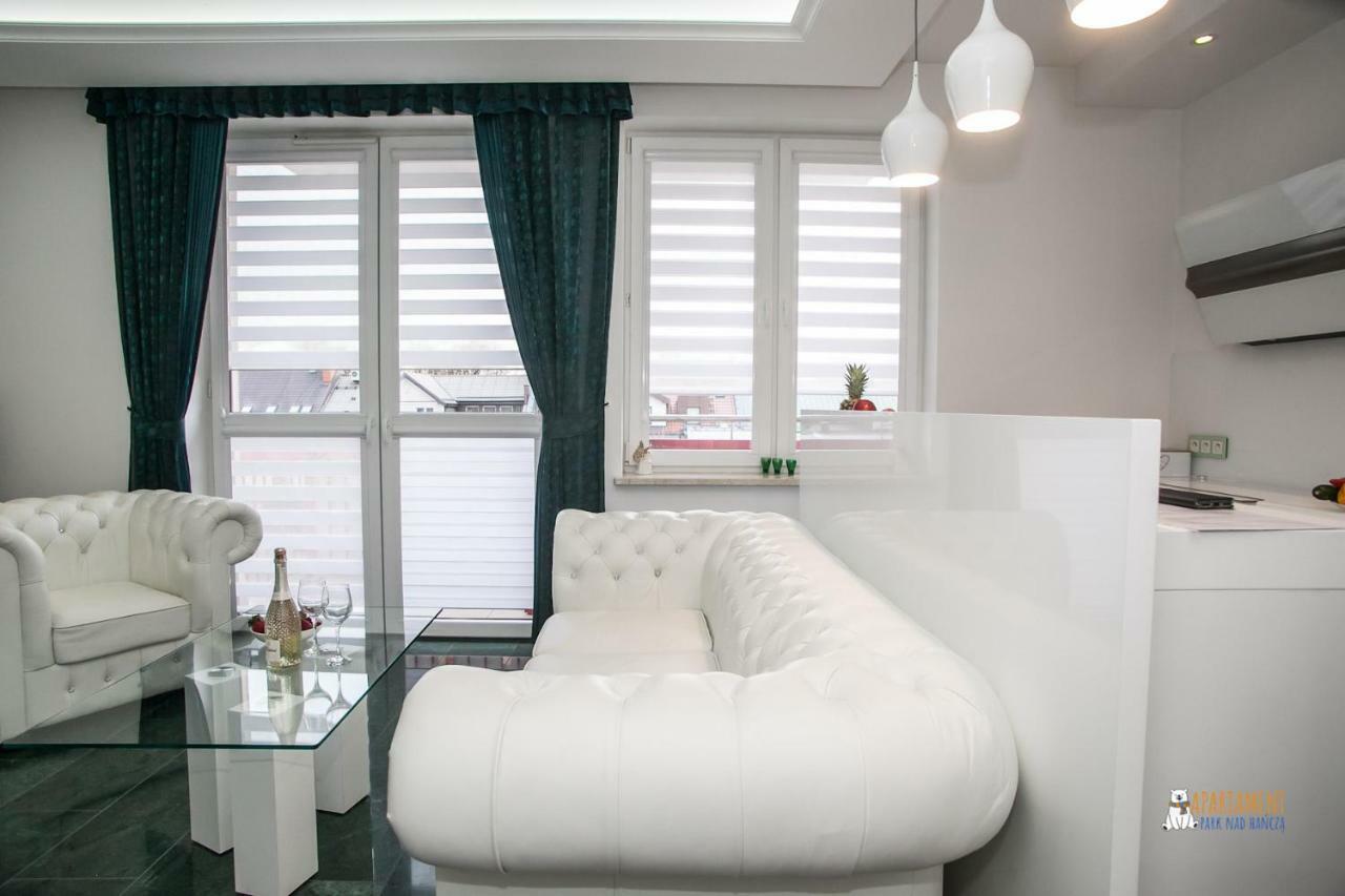 Royal Apartment In City Centre ซูวาว์กี ภายนอก รูปภาพ