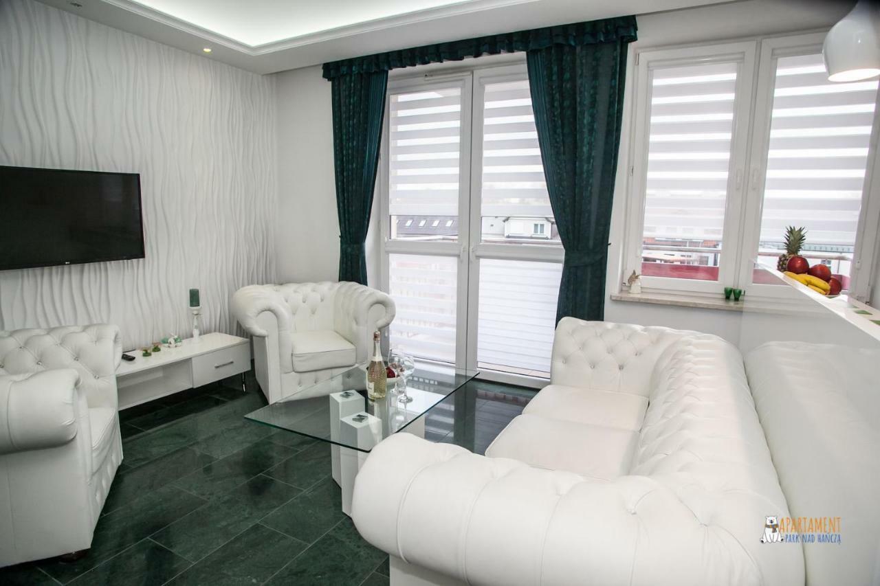 Royal Apartment In City Centre ซูวาว์กี ภายนอก รูปภาพ
